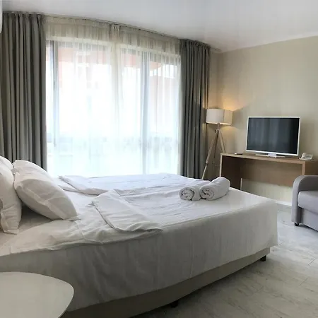 Хотел свети пантелеймон бийч 3*