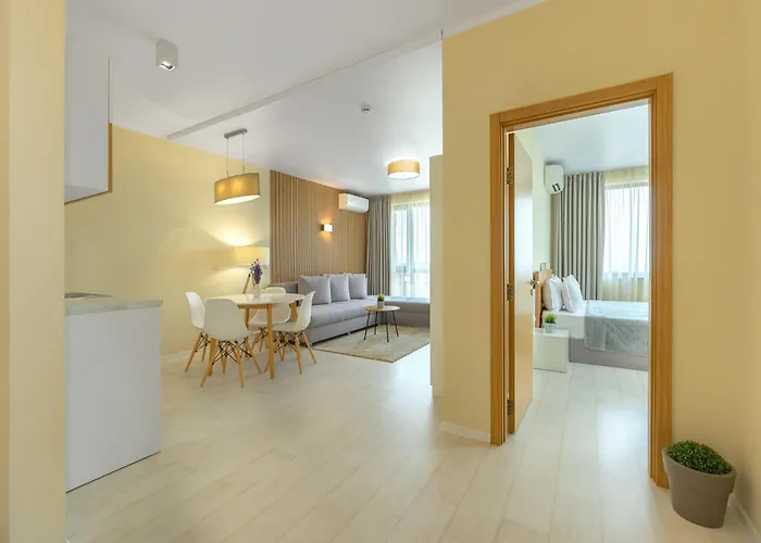 מלון St. Panteleimon 3*