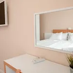 St. Panteleimon Hotell