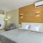 St. Panteleimon Hotell