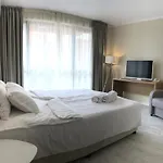 Hotell St. Panteleimon 3*