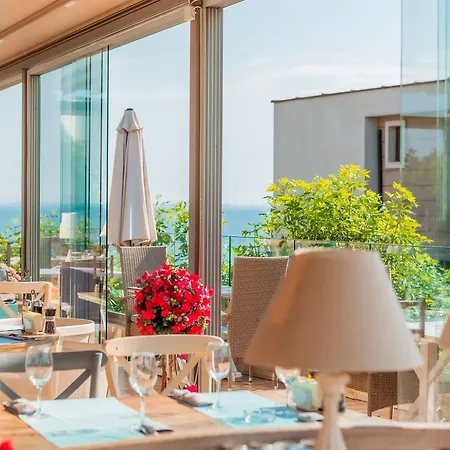 Hotel St. Panteleimon 3*