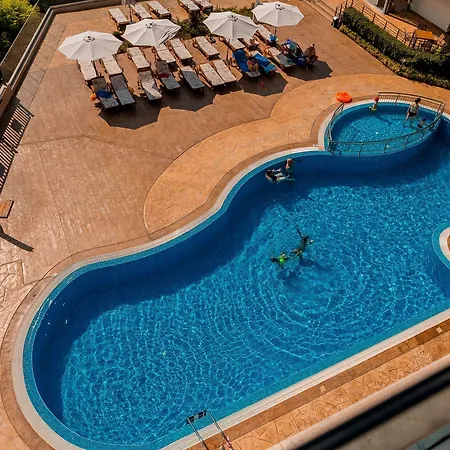 فندق St. Panteleimon 3*